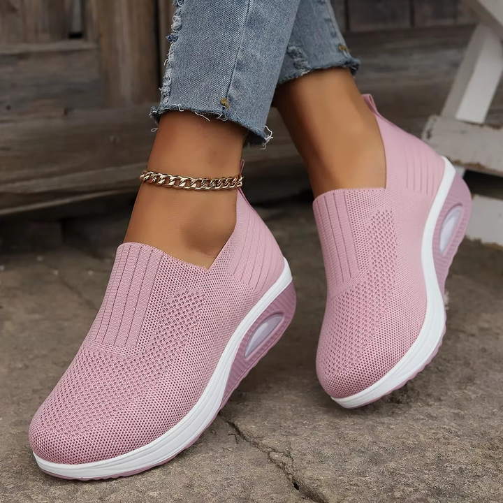 Comfortable women's air-cushion sneakers, perfect for walking, with foot support & durable design.