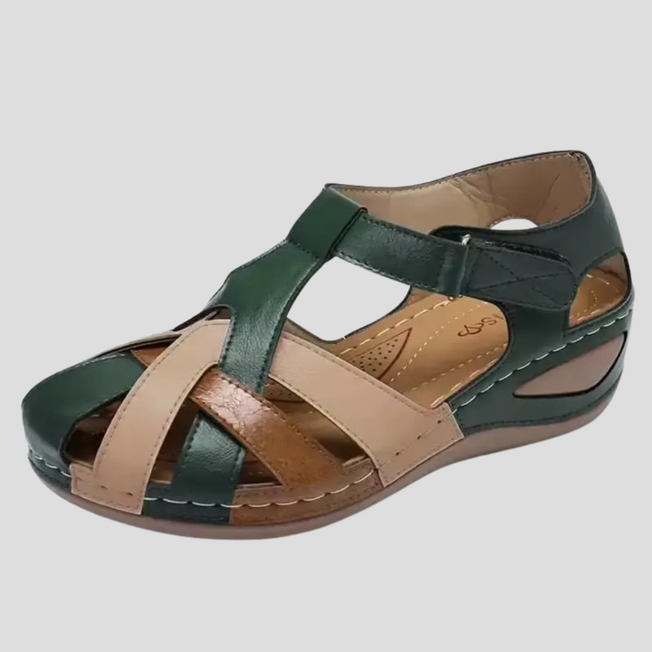 Stylish women's casual sandals with adjustable strap & arch support for summer comfort.
