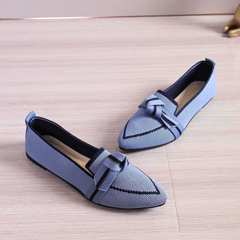 Comfortable slip-on women's ballet flats, perfect for everyday wear, featuring arch support.