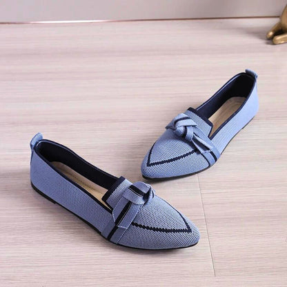 Comfortable slip-on women's ballet flats, perfect for everyday wear, featuring arch support.