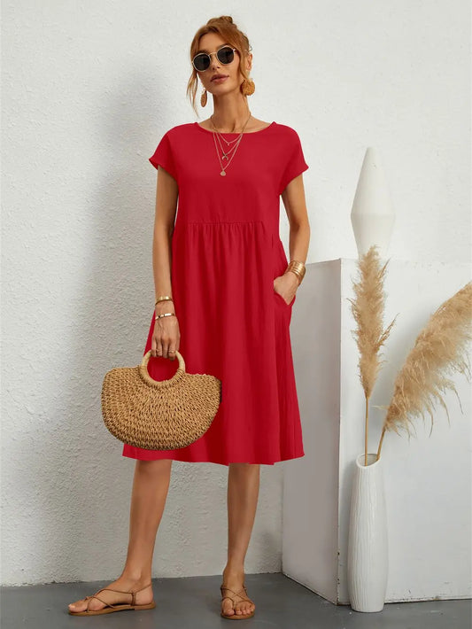 Women's comfortable casual pocket dress, perfect for everyday wear and relaxed style.