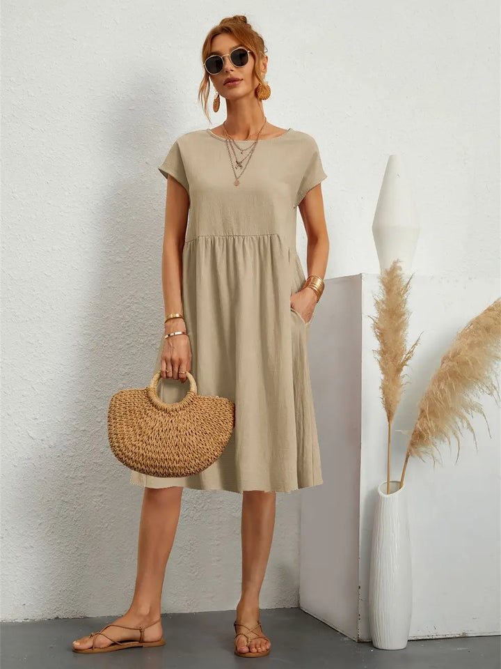 Versatile women's casual pocket dress, perfect for summer comfort, chic style, and everyday fashion.