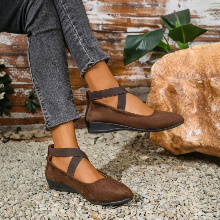 Elegant women's closed wedge slip-on shoes, offering comfortable support for casual, work, or fashionable occasions. Everyday.