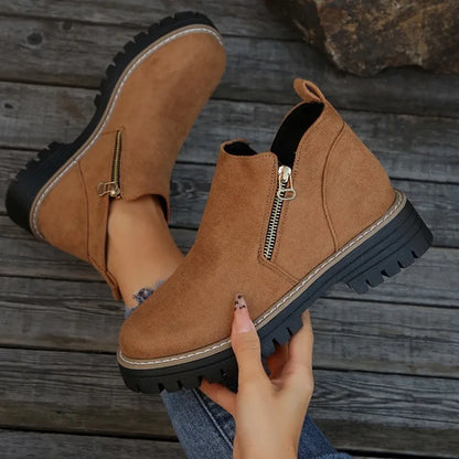 Fashionable women's platform shoes, expertly combining modern style with essential orthopedic comfort.
