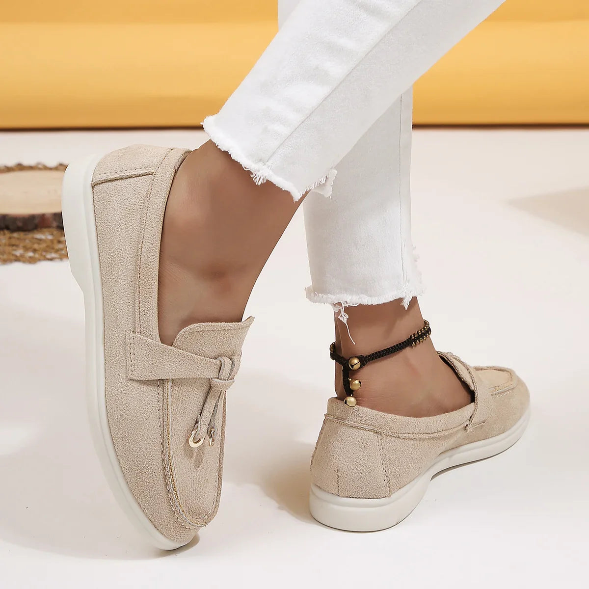 Neutral color women's loafers, versatile slip-on style, chic and comfortable with a double ring.