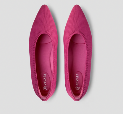 Lightweight women's fashion flats. Comfortable slip-on ballerinas for spring and summer.
