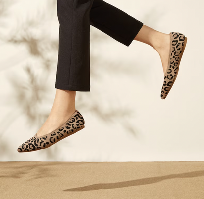 Everyday women's flats: comfortable, lightweight ballerinas for spring & summer style.