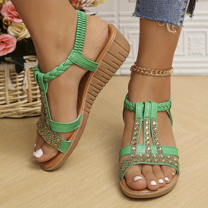 Stylish women's wedge sandals with arch support, ideal for casual summer fashion.
