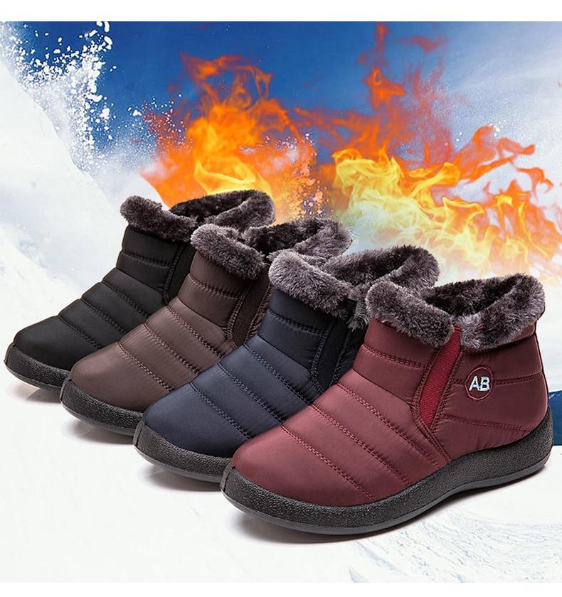 Women's comfortable travel boots, perfect for winter adventures and everyday walking.