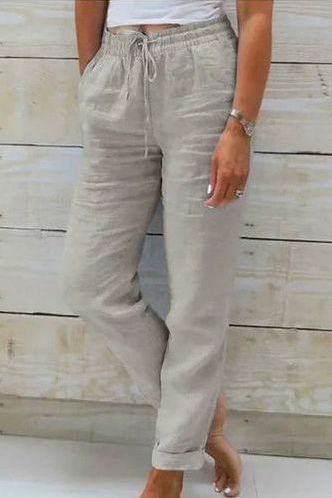 Chic women's wide-leg flowy pants, ideal for summer, everyday style, or comfortable loungewear.
