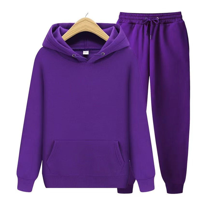 Women's cozy set: long sleeve hooded top & elastic waist joggers. Ideal for ultimate relaxation.