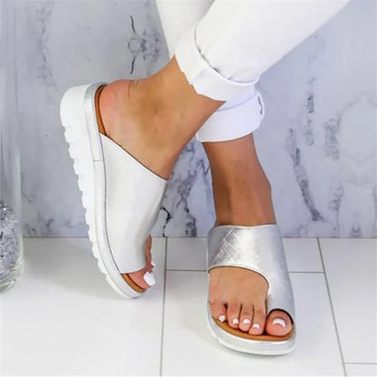 Stylish women's corrective sandals offering pain relief and excellent foot alignment support.