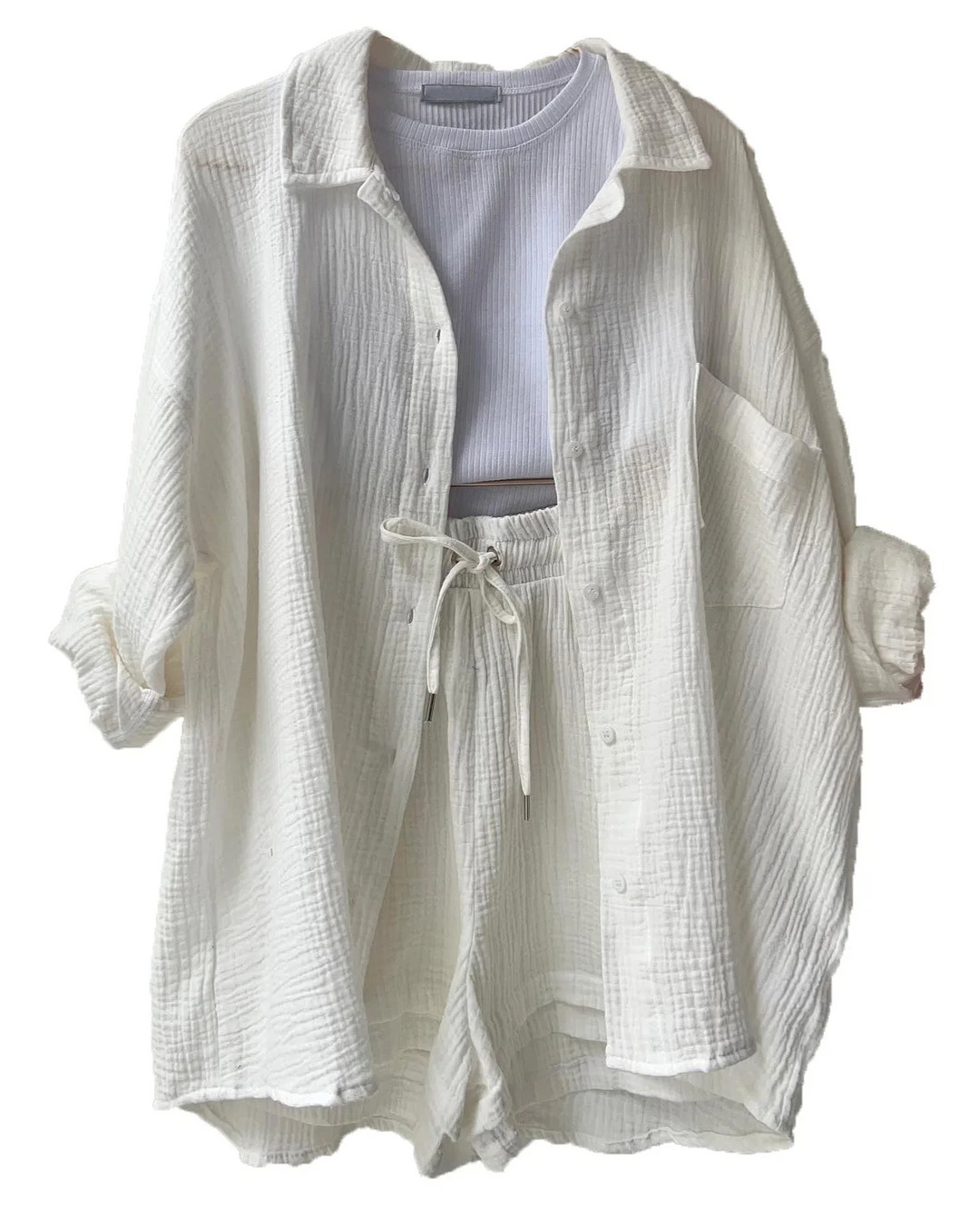 Oversized women's cotton Capri lounge set, comfy & breathable for warm weather.