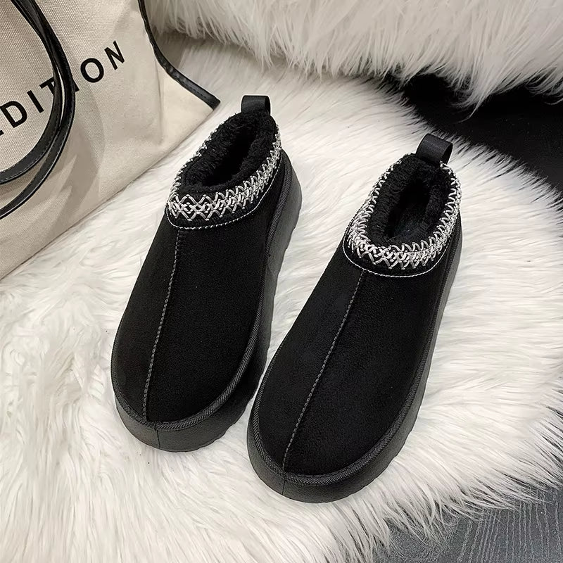 Anti-slip women's mules, warm plush slip-on comfort shoes for indoor/outdoor walking.