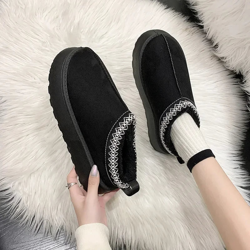 Durable women's indoor/outdoor mules, warm & cozy slip-on shoes with comfort design.