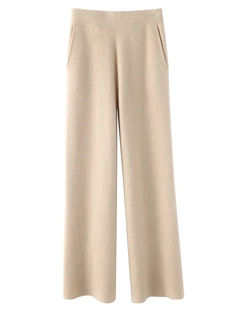 Women's cozy high-waisted lounge pants, perfect for ultimate comfort & relaxed casual wear.