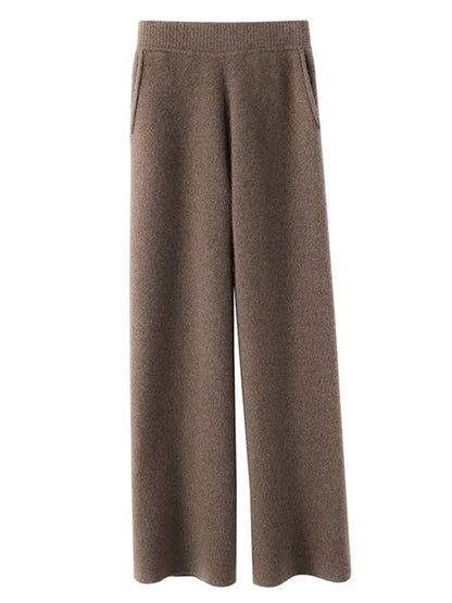 Cozy high-waisted lounge pants for women, offering relaxed comfort and effortless style for home or casual.