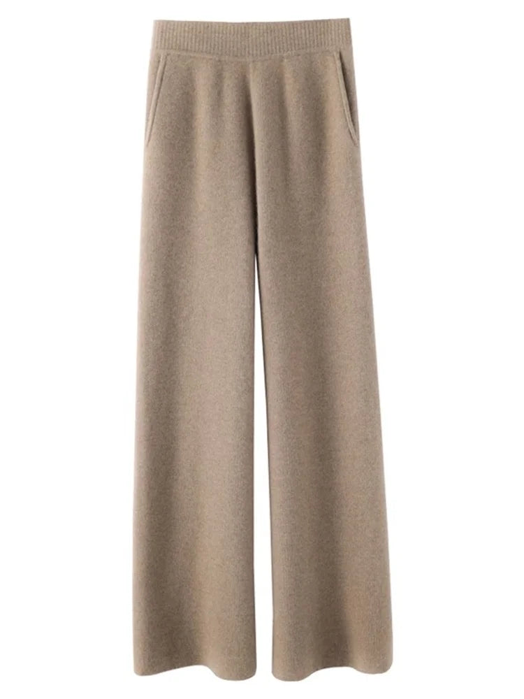 Versatile women's soft high-waisted lounge pants, perfect for comfortable leisure, relaxation, and everyday wear.