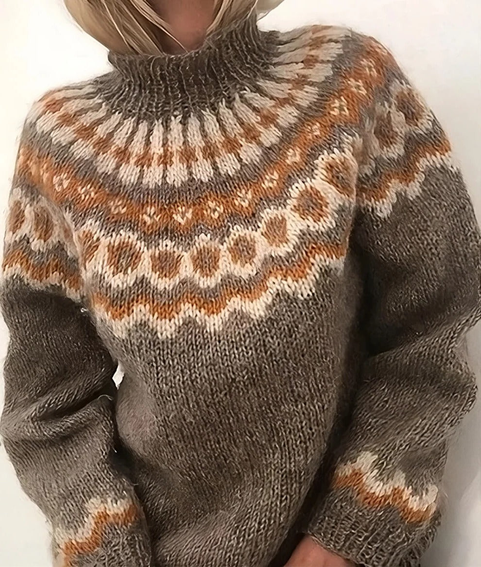 Warm women's turtleneck jumper, made from soft Icelandic wool. Ideal cozy knitwear for comfortable winter style.
