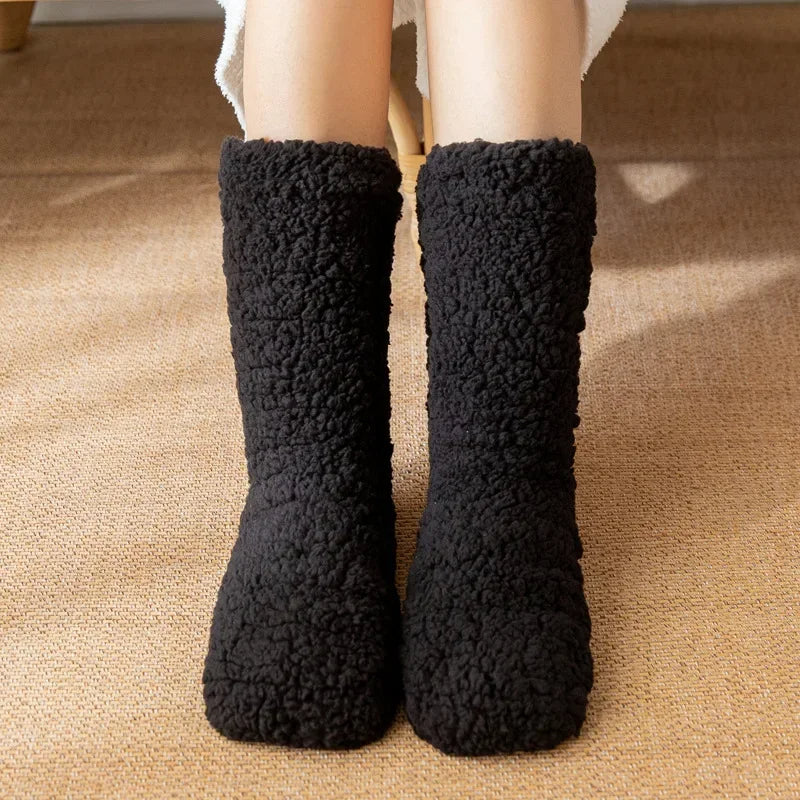 Fluffy women's non-slip slipper socks, ensuring cozy feet and secure steps for ultimate home relaxation.