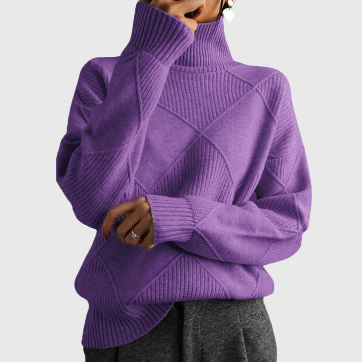 Warm women's jumper, ideal for cozy wear, showcasing its comfortable relaxed fit and style.