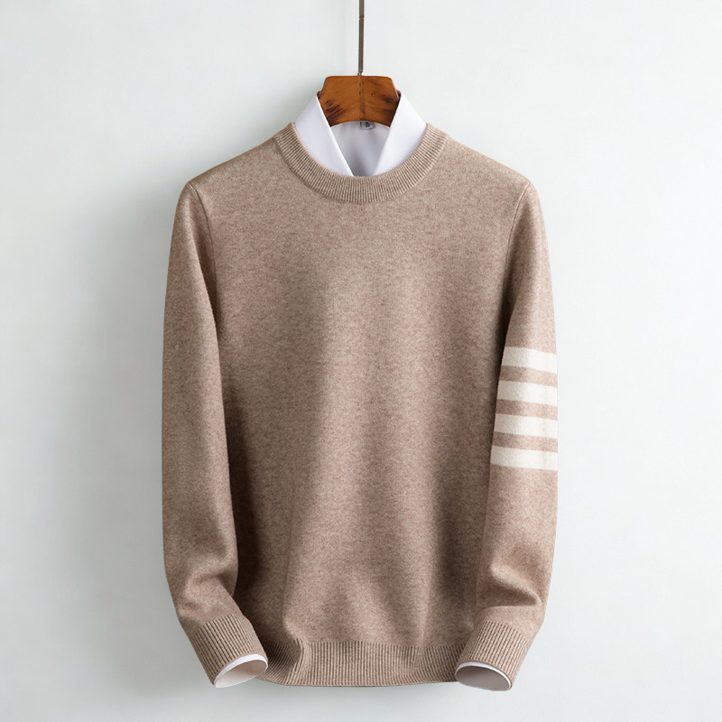 Versatile women's long sleeve striped pullover sweater, ideal for comfortable casual fall fashion.