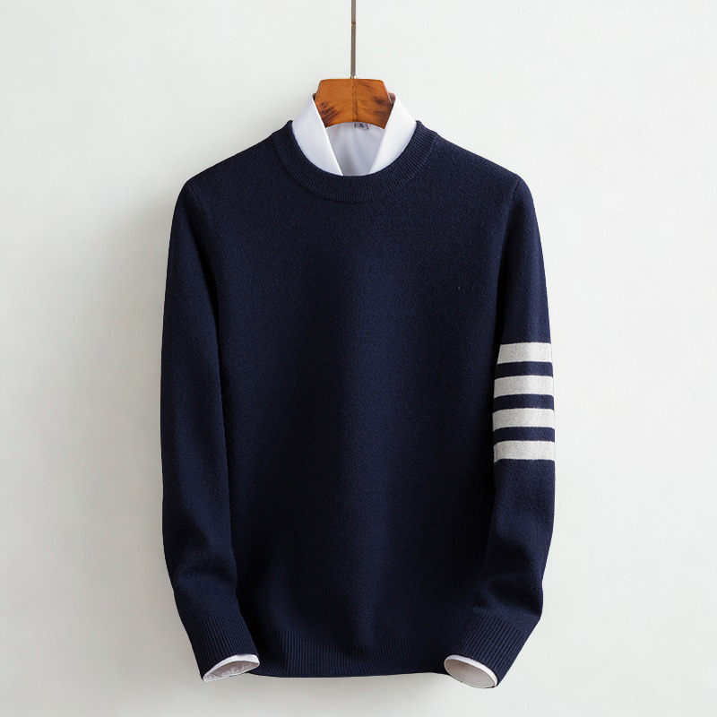 Casual women's striped pullover sweater, a comfortable long sleeve top for versatile fall & winter outfits.