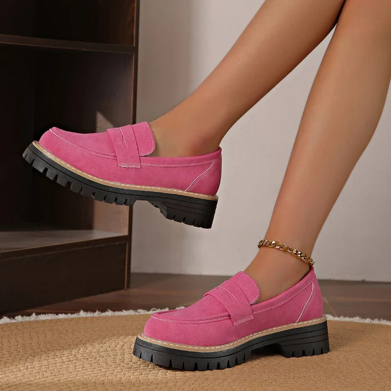 Comfortable women's platform loafers with cushioned support, ideal everyday stylish slip-on shoes.