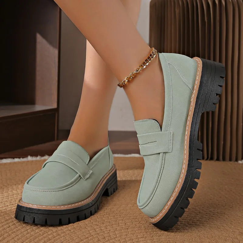 Women's slip-on platform loafers, orthopedic insole, shock-absorbing & cushioned for ultimate comfort.