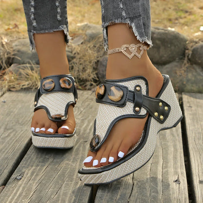 Casual women's slip-on platform sandals, cushioned for comfort with intricate studded details.
