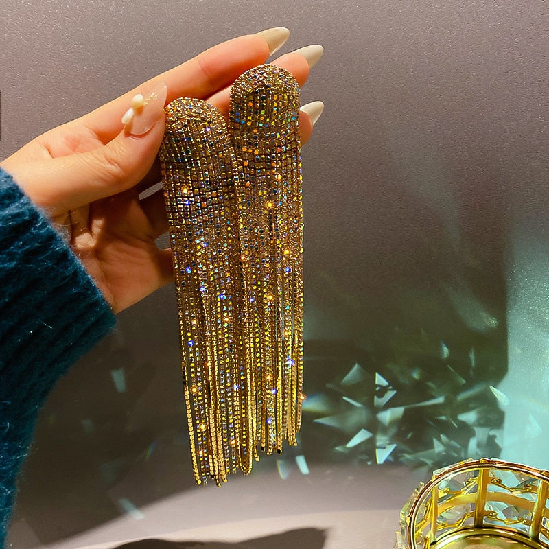 Sparkly rhinestone drop earrings for women, ideal formal jewelry for parties, weddings, and special events.