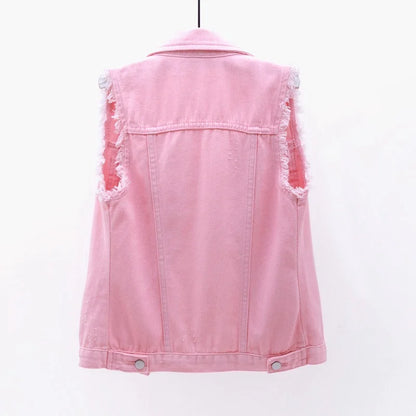 Casual women's distressed denim vest, oversized, sleeveless, ideal for layering and edgy outfits.