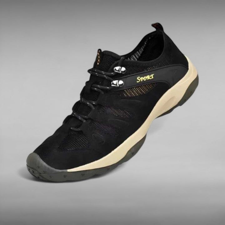 Women's outdoor hiking shoes with strong support, excellent for varied terrain and long treks