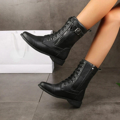 Grey women's sturdy lace-up ankle boots, durable design ideal for everyday wear in fall and winter.