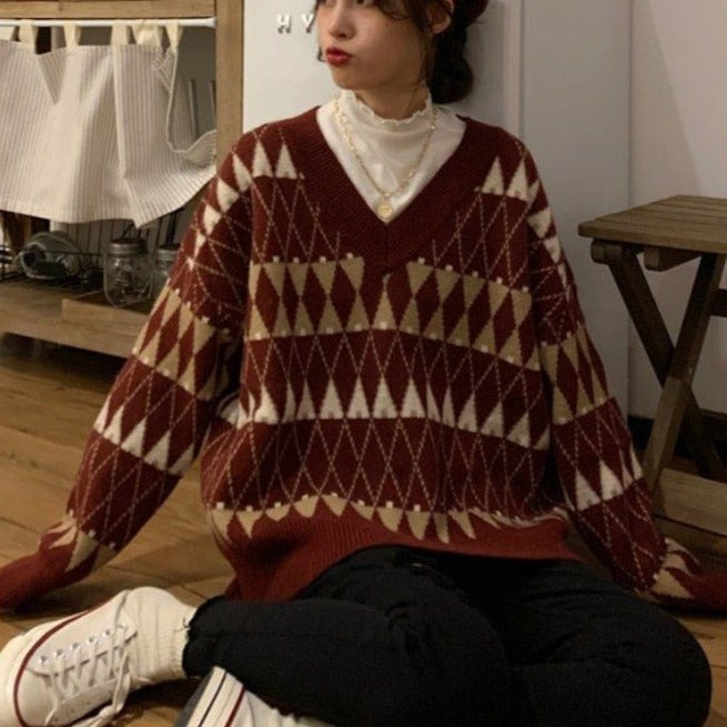 Beige oversized round neck knit sweater for women, ideal for a chic fall outfit & aesthetic daily wear.