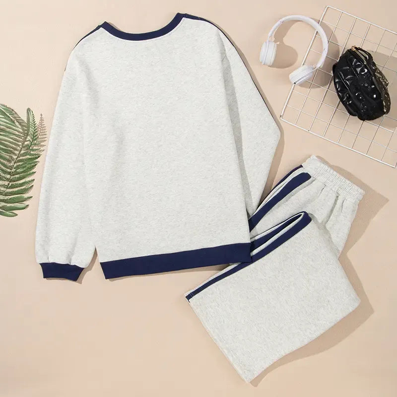 Comfortable women's cotton blend loungewear set, versatile for home or casual outings, a true staple.