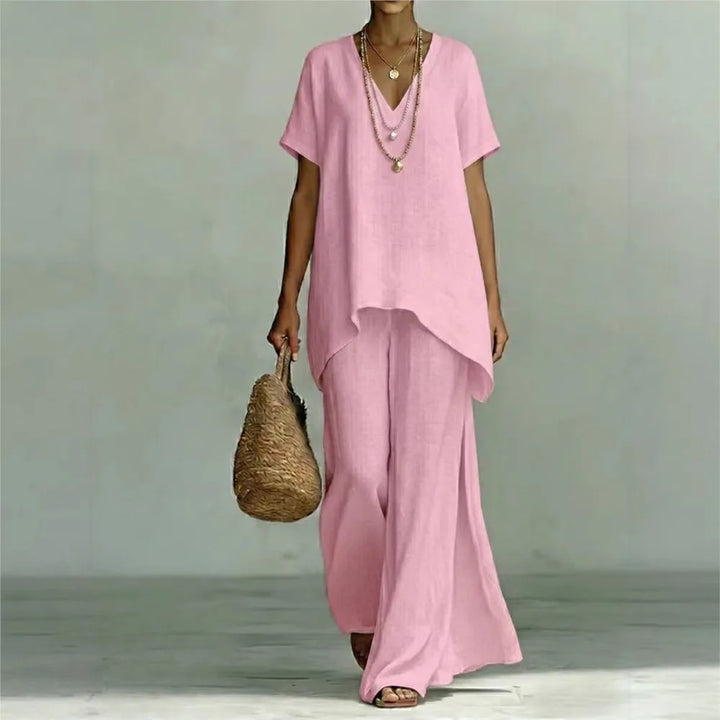 Comfortable women's linen lounge wear two-piece set with wide-leg pants, ideal for relaxed summer days.