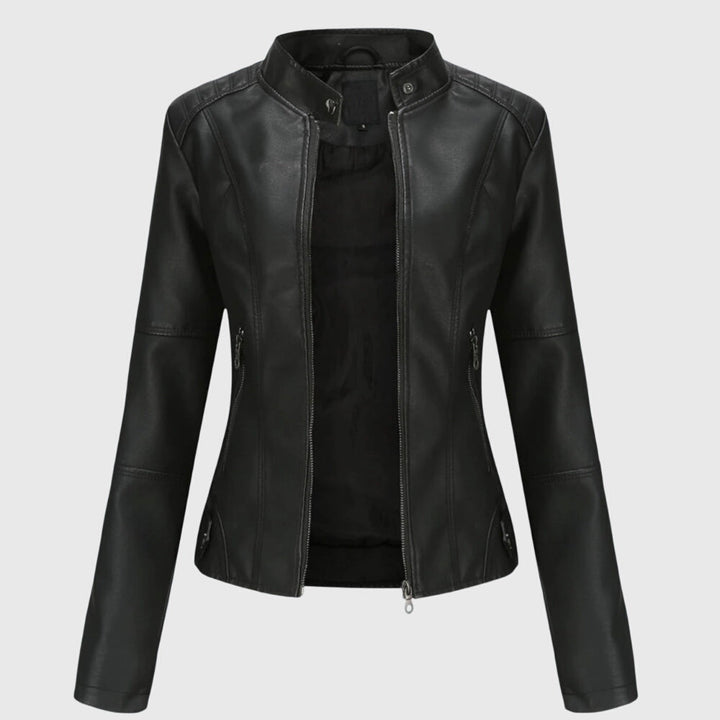 Women's effortless oversized shacket with a classic collar and button-front closure, perfect for casual layering.
