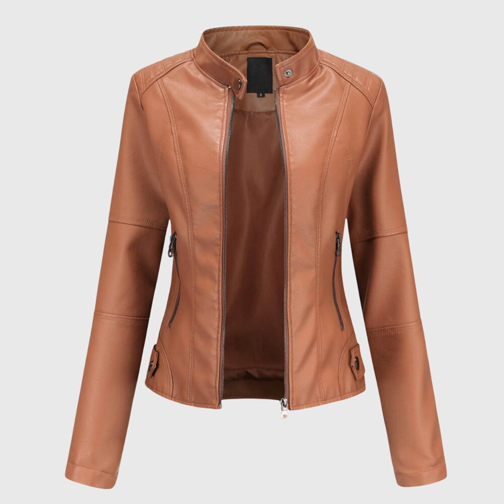 Comfortable women's oversized collared shacket with front buttons, a must-have for effortless everyday outerwear.