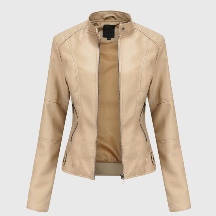 Stylish women's oversized shacket, collared and button-front, perfect for chic fall and spring layering outfits.
