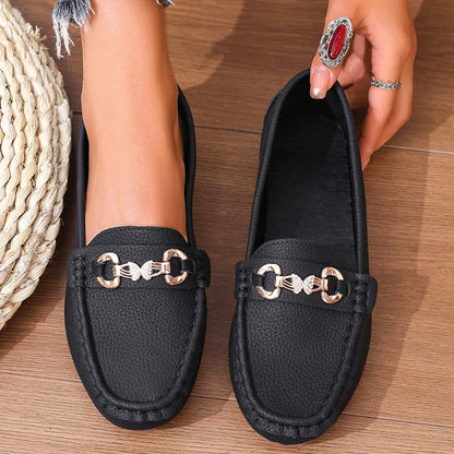 Effortless women's loafers, providing ultimate comfort and chic style for casual wear.