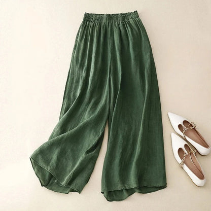Flowing wide-leg women's trousers, versatile for daily wear, offering a comfortable and stylish look.