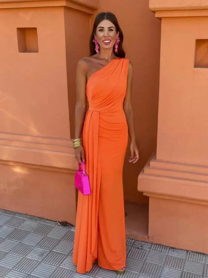 Women's elegant A-line sleeveless wedding guest dress, perfect for parties & formal events.