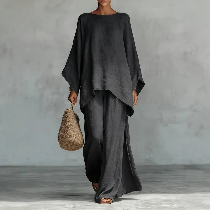 Comfortable women's asymmetrical two-piece pant set with wide-leg pants. Ideal casual loungewear.