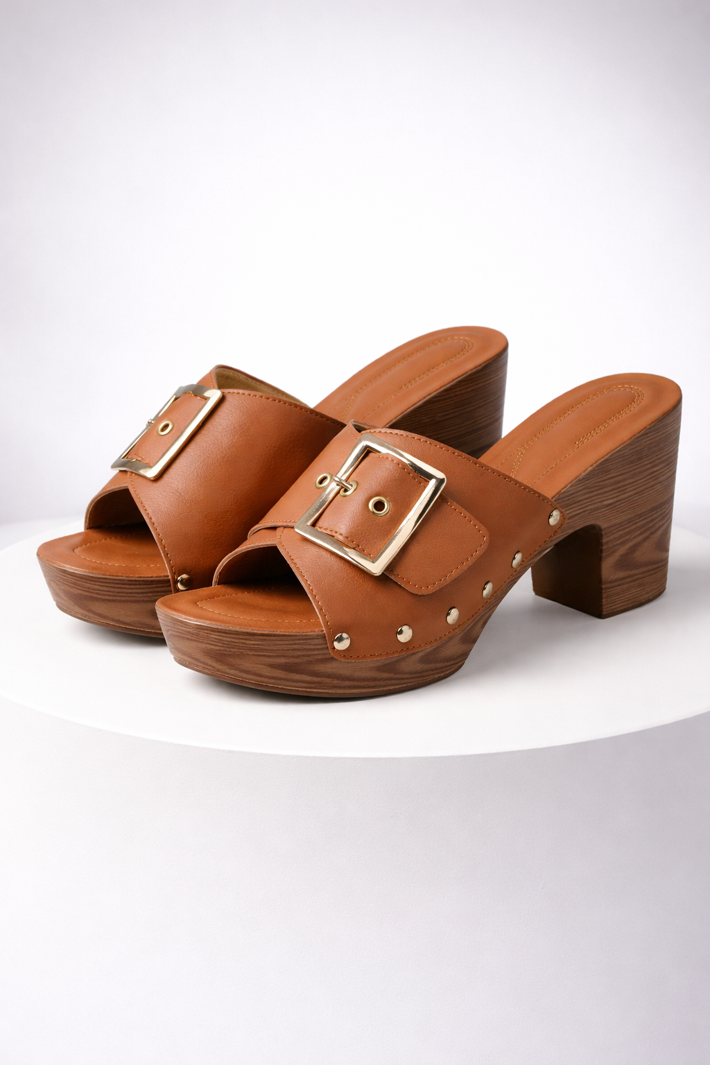 Comfortable women's elegant slides with a block heel and fashionable buckle, ideal for long wear.