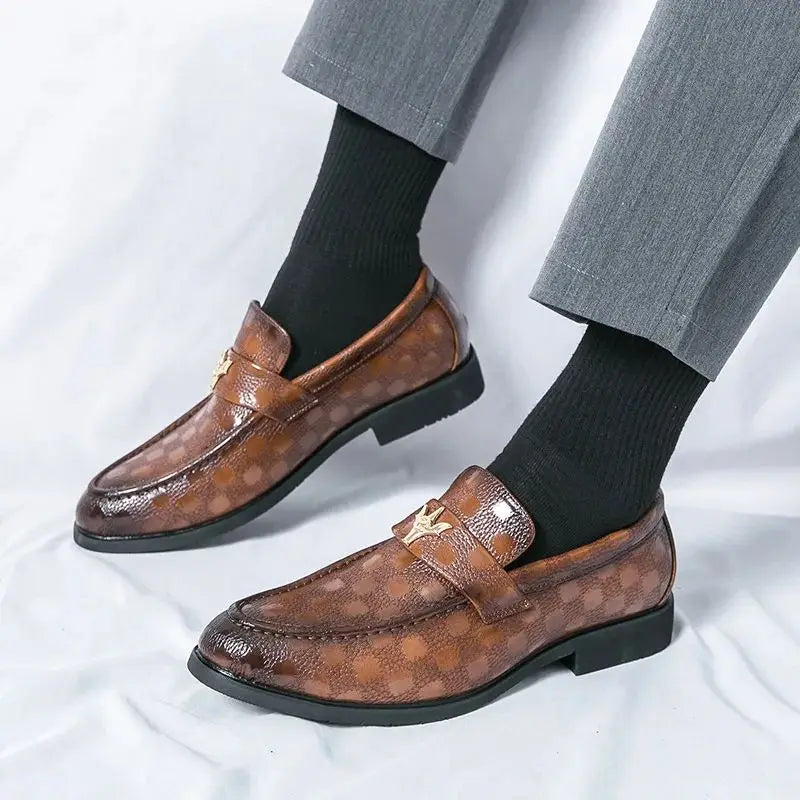Women's comfortable slip-on loafers. Features an elegant check-embossed textured design.