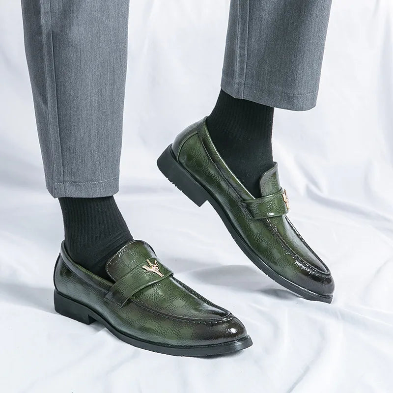 Versatile women's loafers, slip-on comfort with elegant check-embossed detailing.