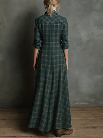 Chic women's checkered lapel maxi dress with long sleeves, a flowy silhouette for an elegant & comfortable look.