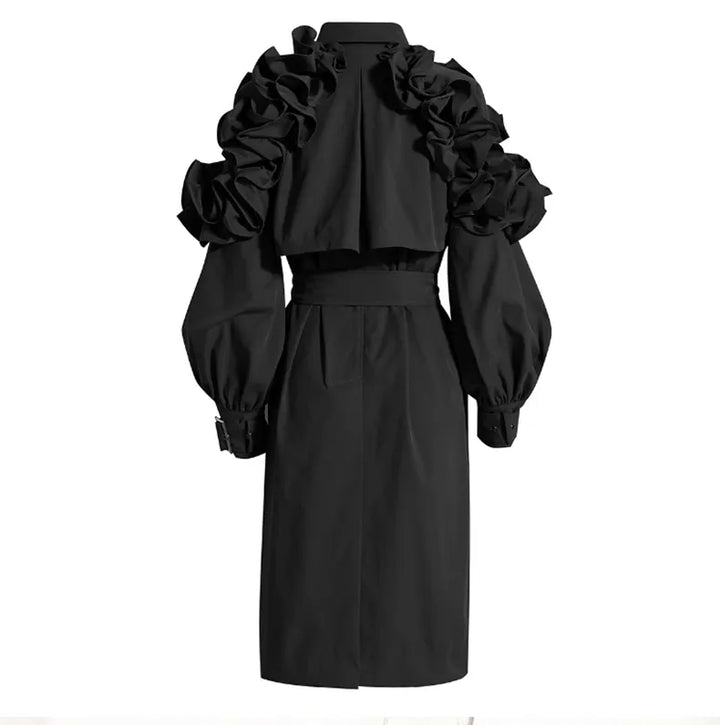 Versatile women's trench coat, a stylish and elegant transitional jacket for refined fashion.