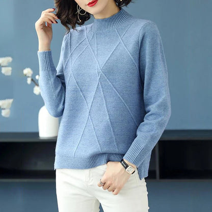 Women's elegant diamond-knit turtleneck sweater. Perfect for stylish fall & winter fashion outfits.
